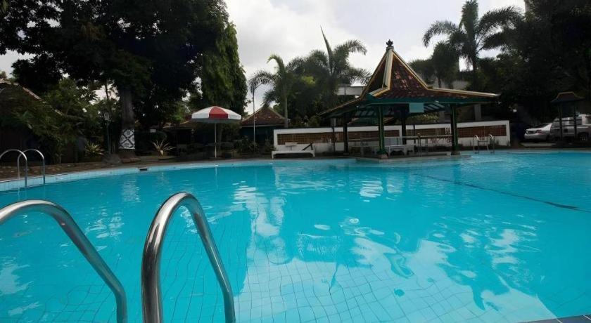 Hotel Batik Yogyakarta Exterior photo